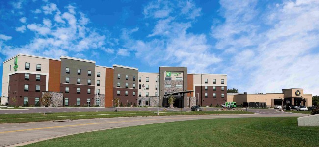 External View Holiday Inn & Suites Sioux Falls - Airport